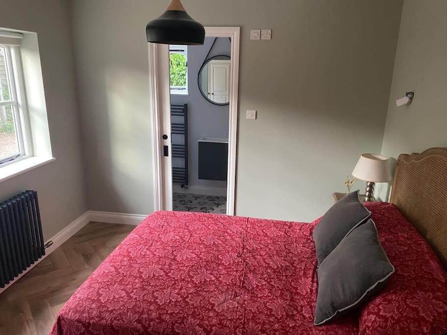 Lovely Quiet Cottage Sleeps 4 Adults, 4 Children, Dog Friendly 클레이 넥스트 더 시 외부 사진